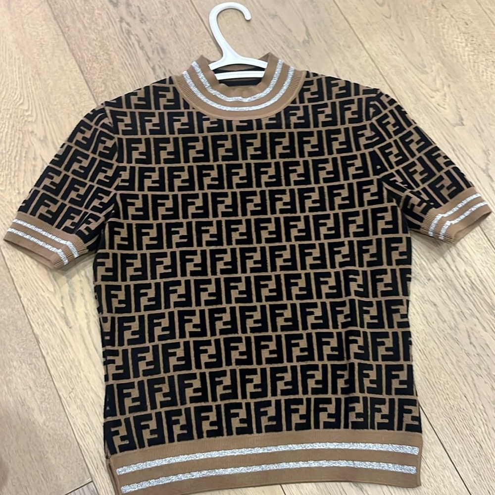 Fendi x Nicki minaj collection sweater size 4